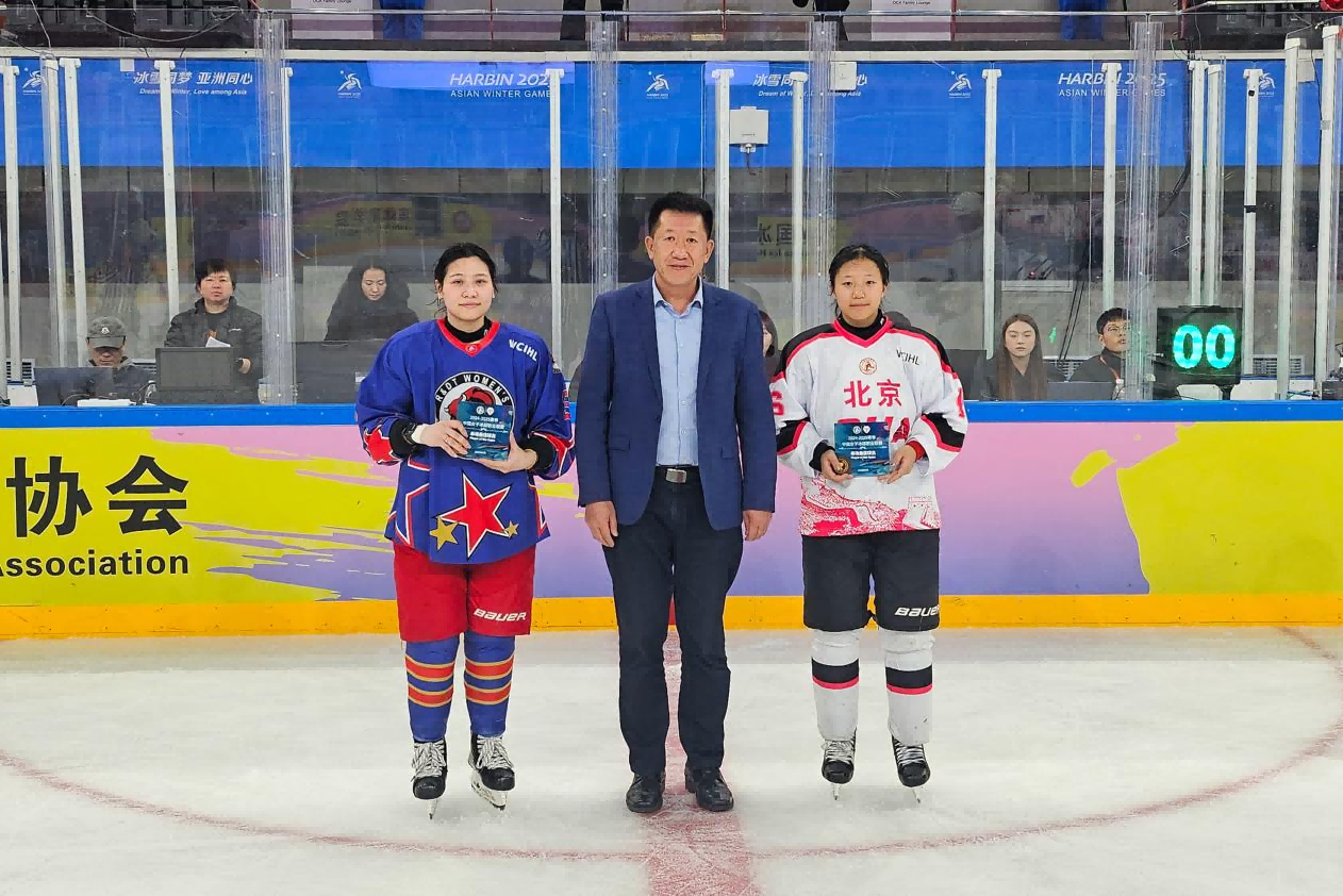 包含冰球赛后采访曝光,内幕引发热议的词条 包含冰球赛后采访曝光,内幕引发热议的词条