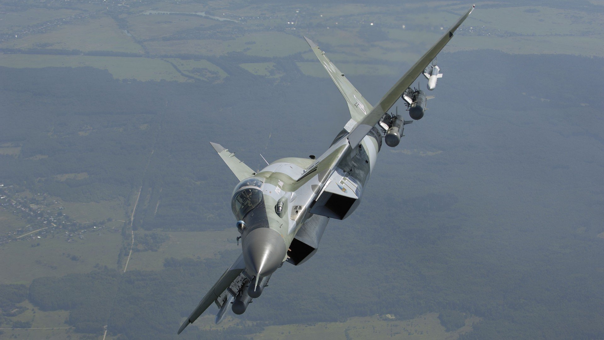 跨界风暴，爱尔兰足球掀翻毕尔巴鄂，奥亚尔萨瓦尔F1街道赛颠覆赛道