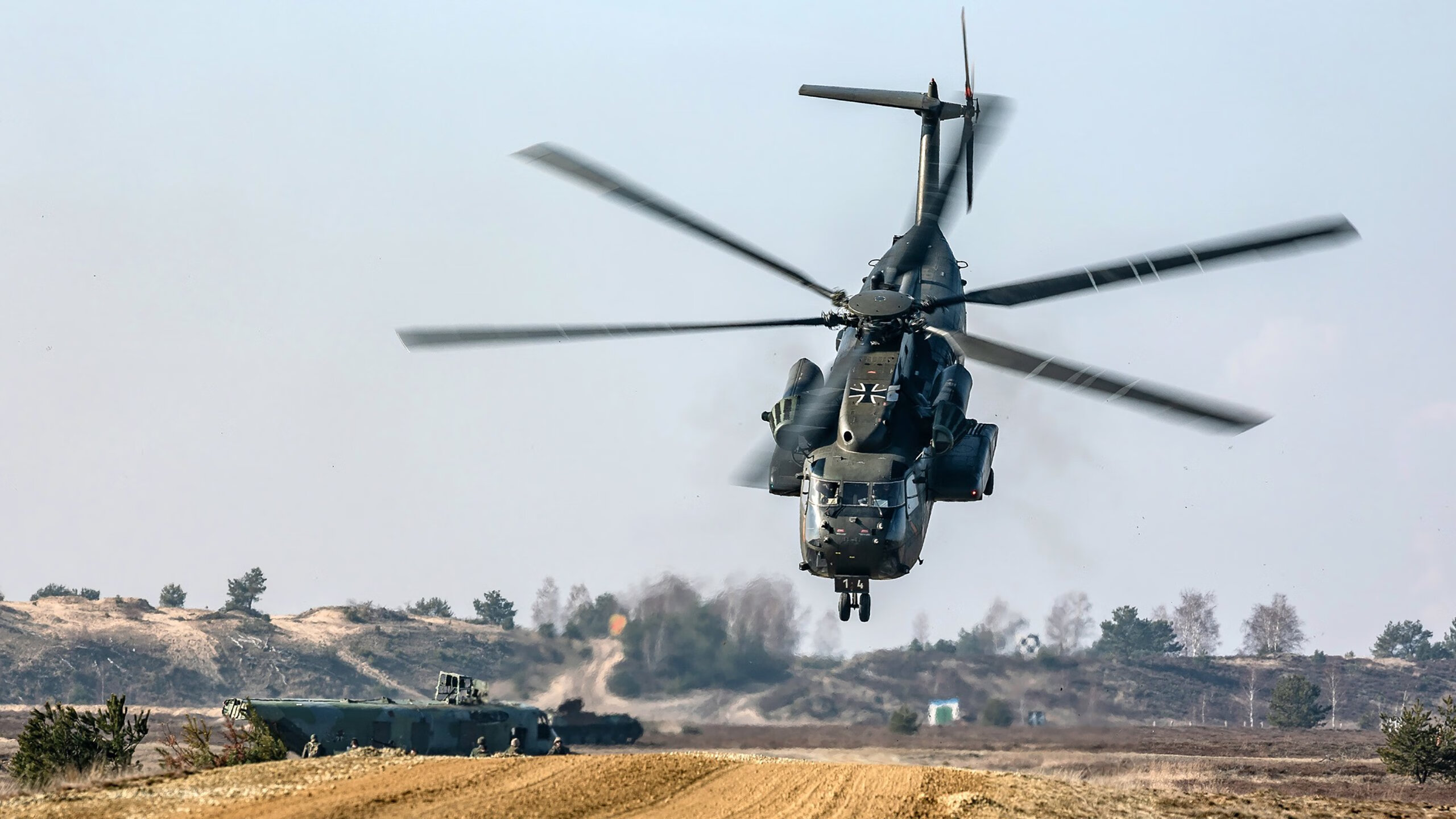 当黑白条纹遇见黄蓝旗帜，若日尼奥在尤文对阵哥伦比亚的虚构盛宴中演绎的真实统治