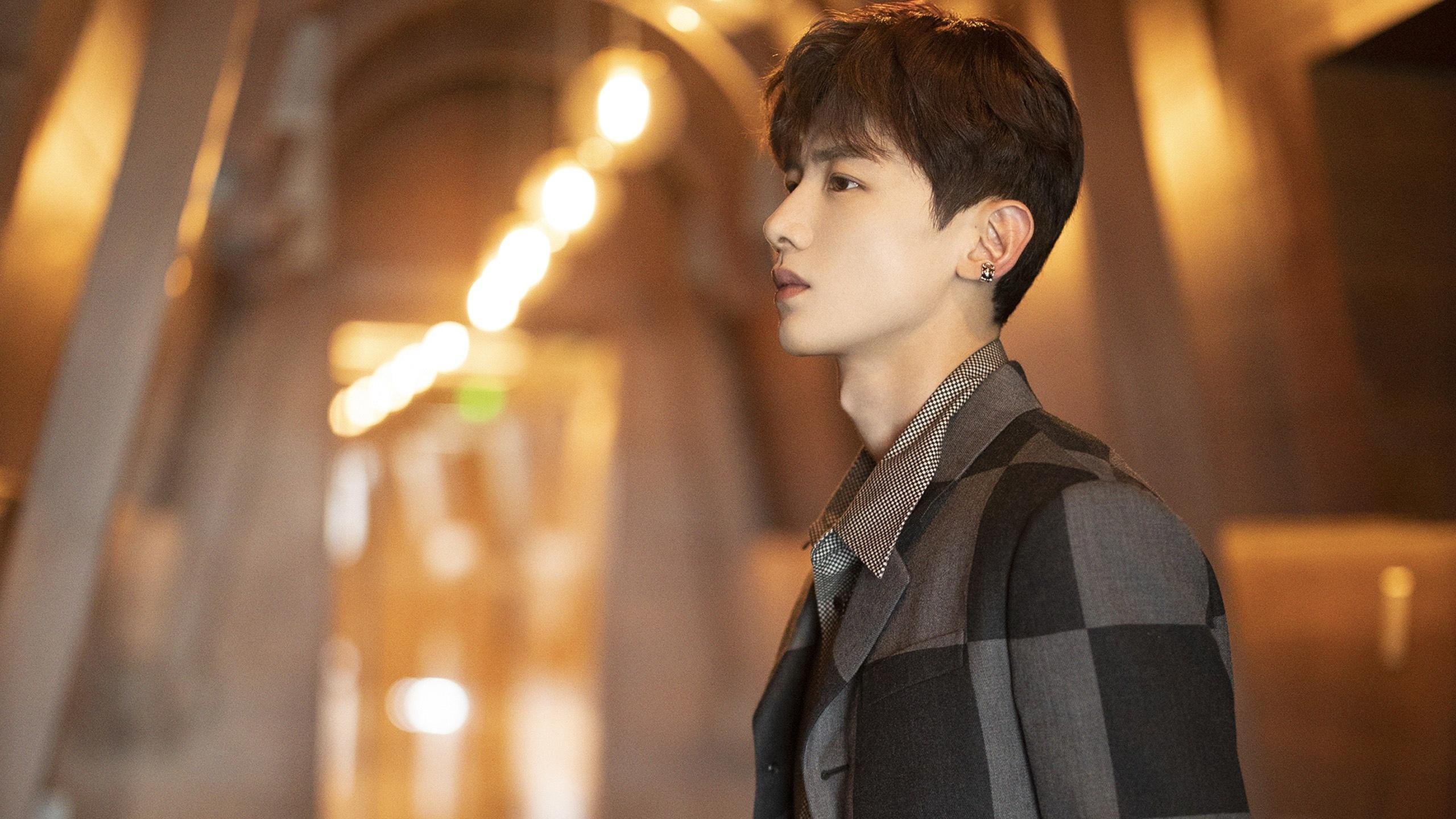 血色中场，爱德华兹如何在沉默中炼成弹簧