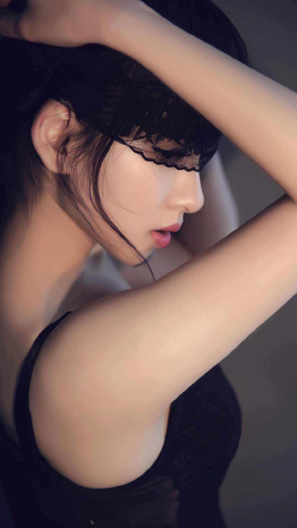 您提到的约基奇关键时刻站出来和凯尔特人带走独行侠这两个关键事件，在现实中属于不同球队和比赛。这可能是一个信息上的混淆